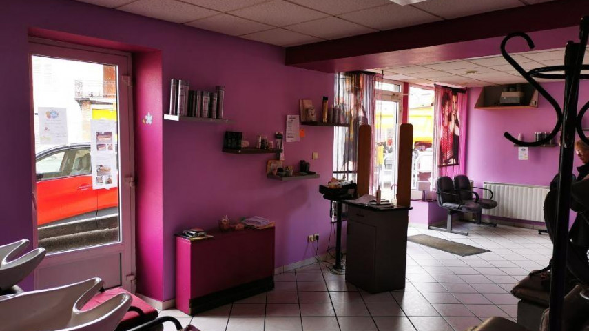 Salon de coiffure mixte à reprendre - Arrondissement de Lure (70)